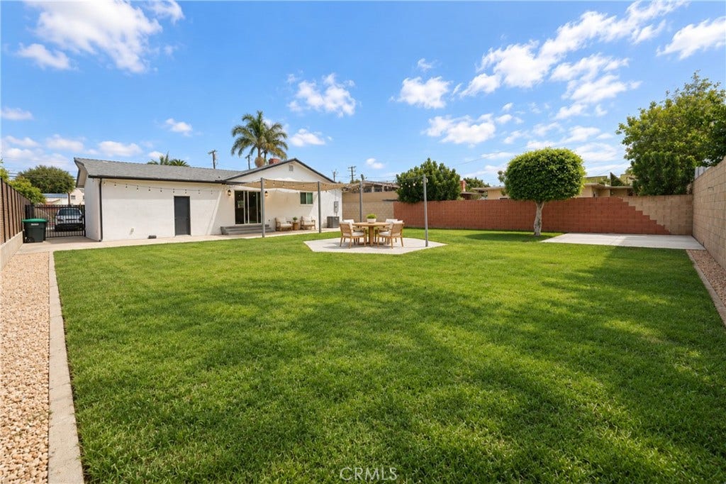 315 University Drive, Costa Mesa, CA 92627 Virtually Enhanced