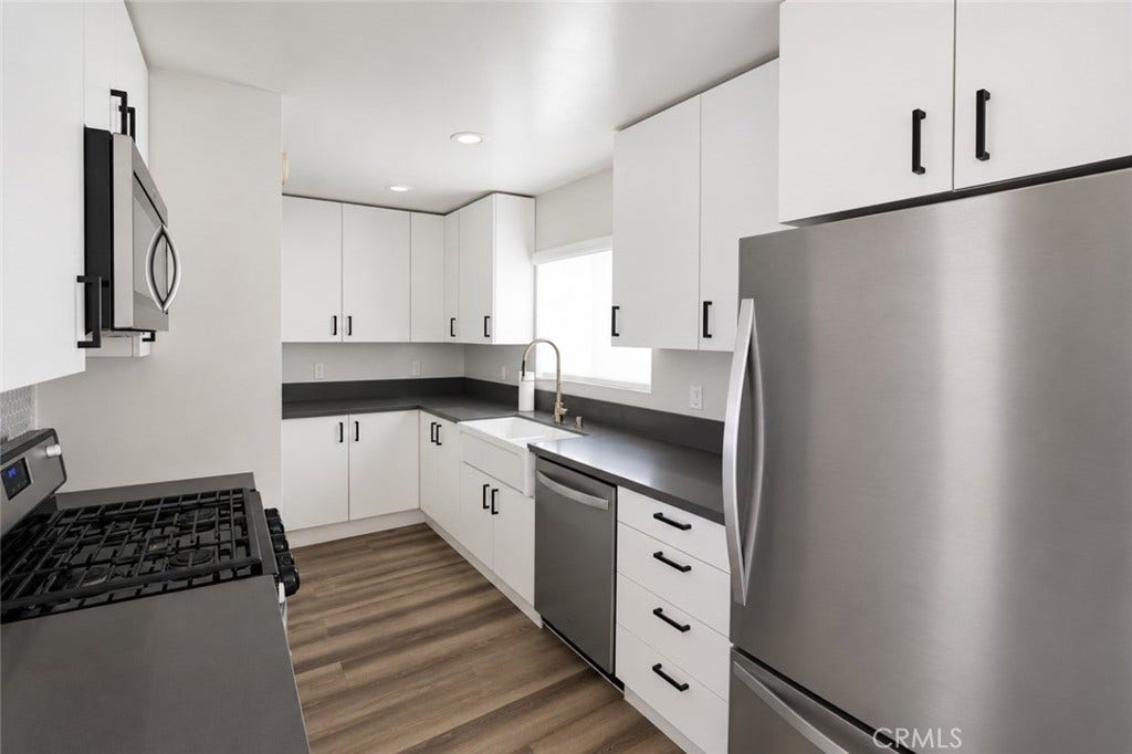 315 University Drive, Costa Mesa, CA 92627 315 University Drive, Costa Mesa, CA 92627