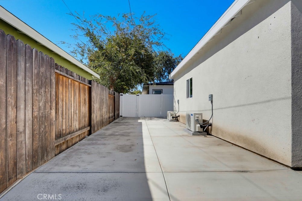 404 N Diana Place, Fullerton, CA 92833 404 N Diana Place, Fullerton, CA 92833