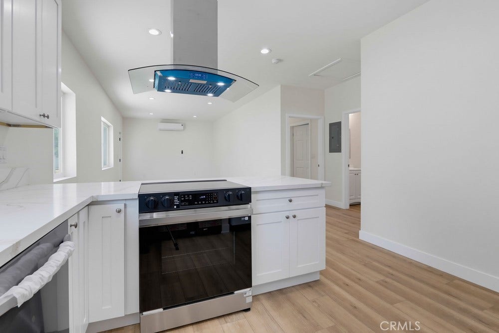 404 N Diana Place, Fullerton, CA 92833 404 N Diana Place, Fullerton, CA 92833