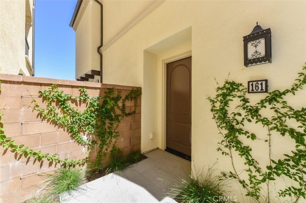 161 Elkhorn, Irvine, CA 92618 161 Elkhorn, Irvine, CA 92618
