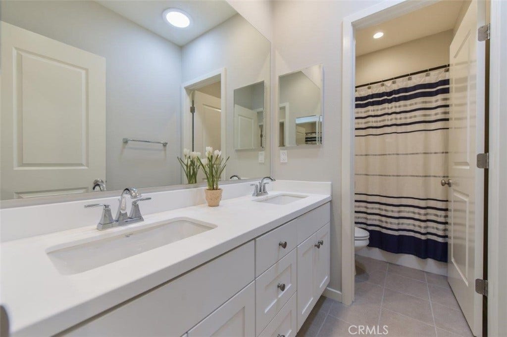 161 Elkhorn, Irvine, CA 92618 161 Elkhorn, Irvine, CA 92618