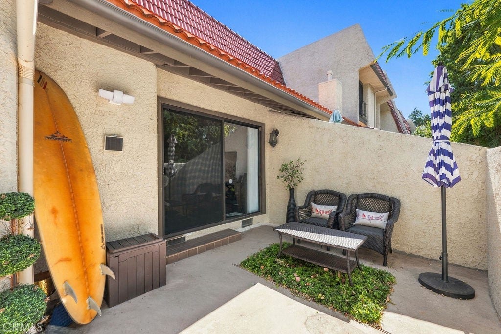 6226 Shoup, Woodland Hills, CA 91367 6226 Shoup, Woodland Hills, CA 91367