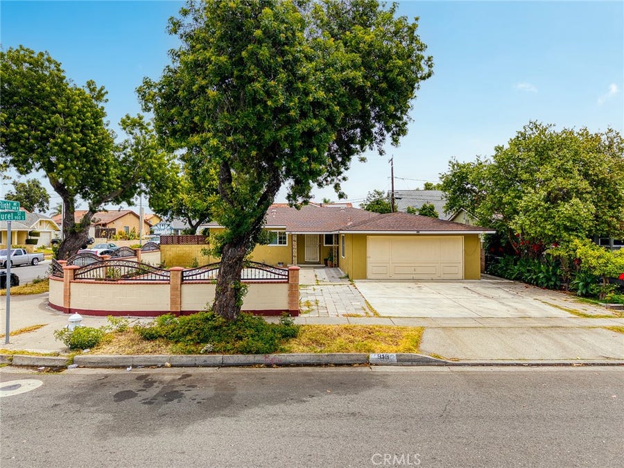 Property photo for 913 S Laurel, Santa Ana, CA