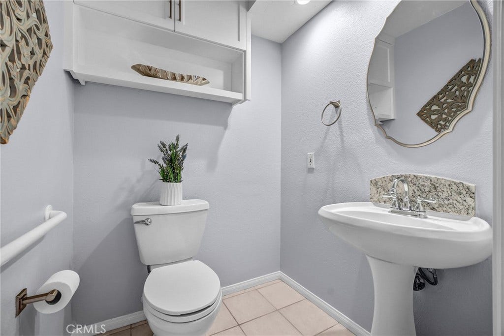 28282 La Caleta, Mission Viejo, CA 92692 28282 La Caleta, Mission Viejo, CA 92692