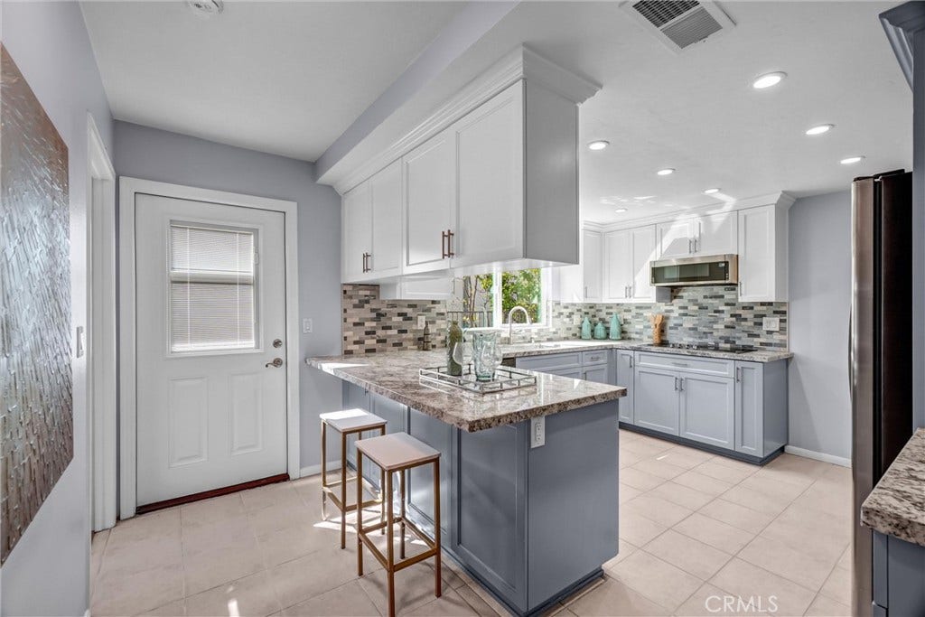 28282 La Caleta, Mission Viejo, CA 92692 28282 La Caleta, Mission Viejo, CA 92692