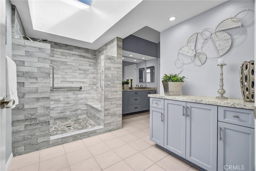 28282 La Caleta, Mission Viejo, CA 92692 28282 La Caleta, Mission Viejo, CA 92692