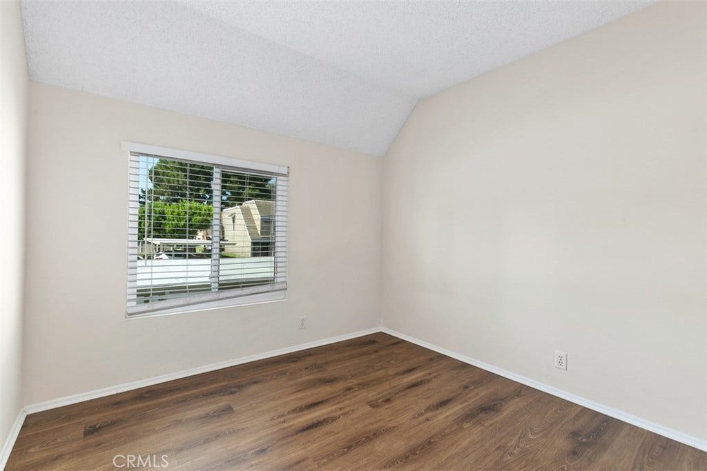 11 Rosemary, #20, Irvine, CA 92604 11 Rosemary, #20, Irvine, CA 92604