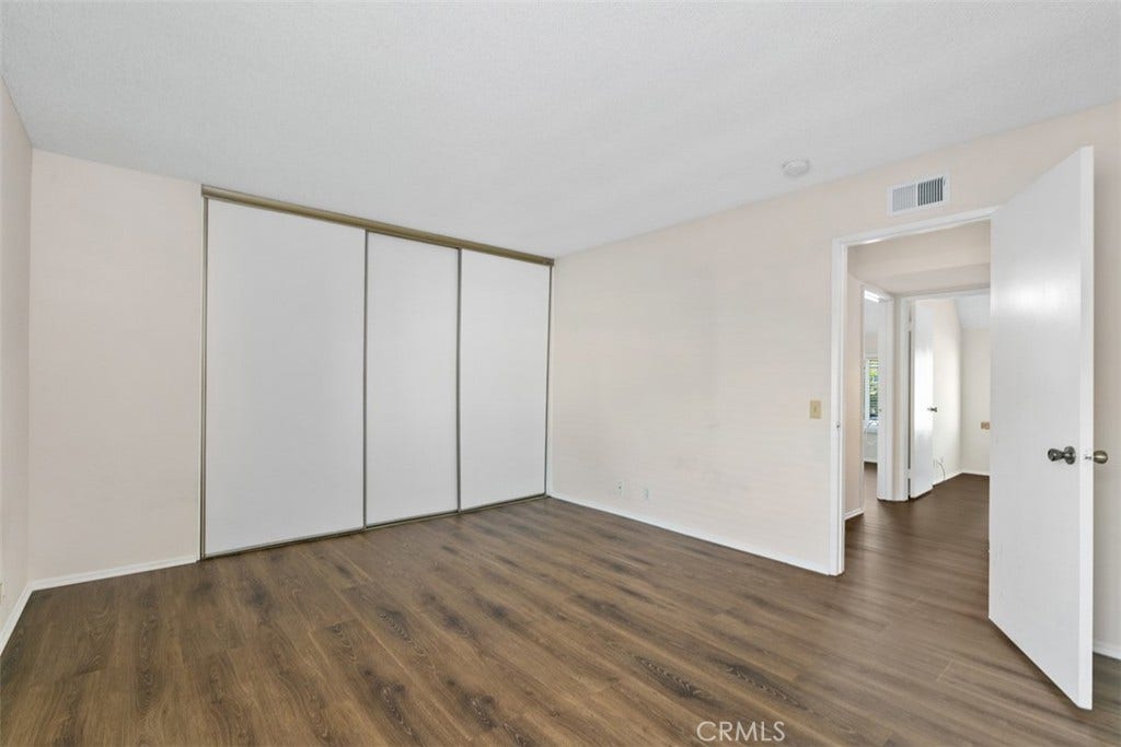 11 Rosemary, #20, Irvine, CA 92604 11 Rosemary, #20, Irvine, CA 92604