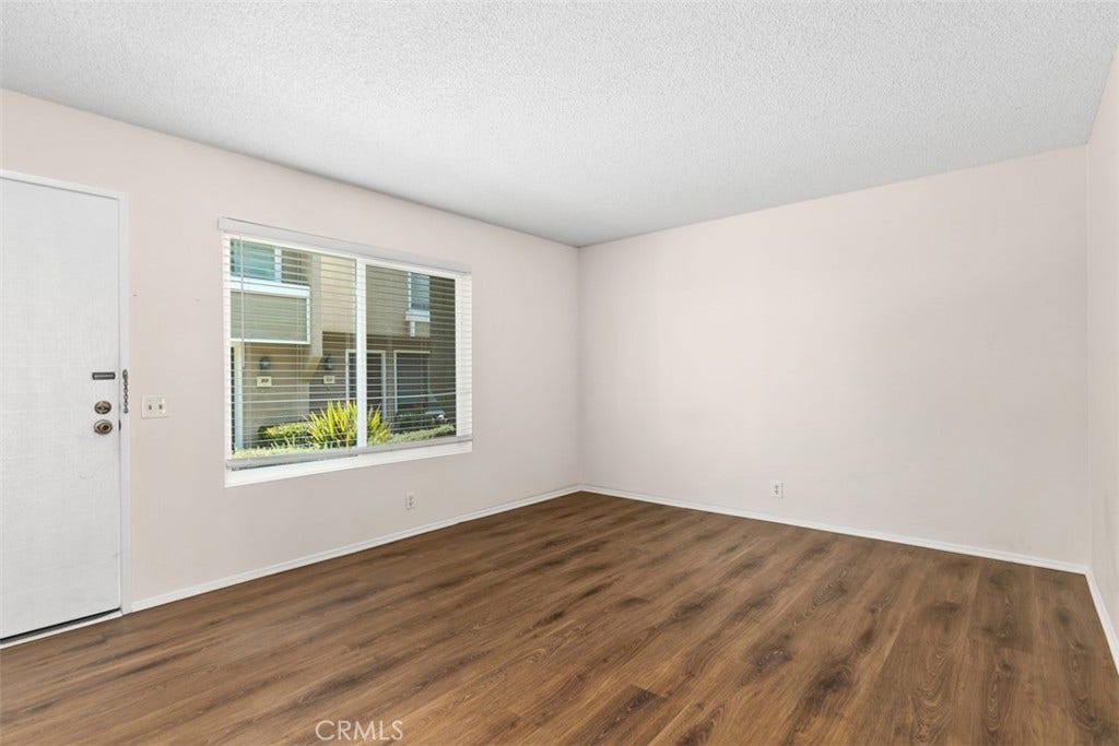 11 Rosemary, #20, Irvine, CA 92604 11 Rosemary, #20, Irvine, CA 92604