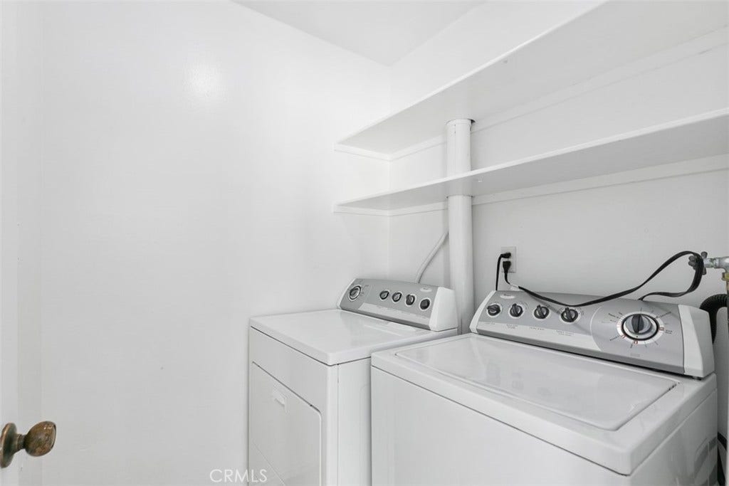 11 Rosemary, #20, Irvine, CA 92604 11 Rosemary, #20, Irvine, CA 92604