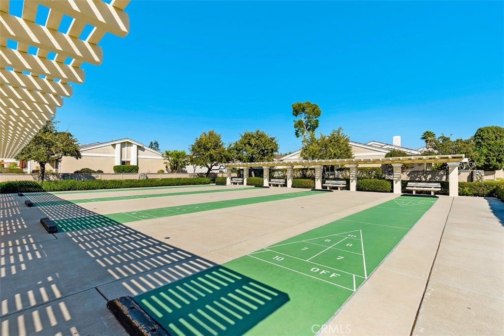 11 Rosemary, #20, Irvine, CA 92604 11 Rosemary, #20, Irvine, CA 92604