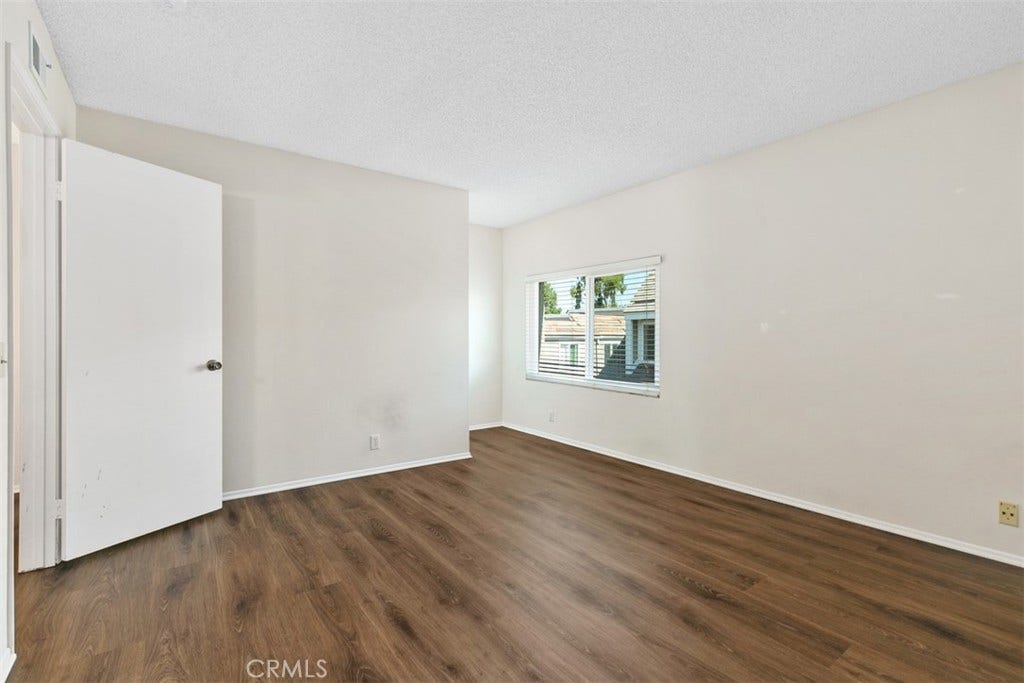 11 Rosemary, #20, Irvine, CA 92604 11 Rosemary, #20, Irvine, CA 92604