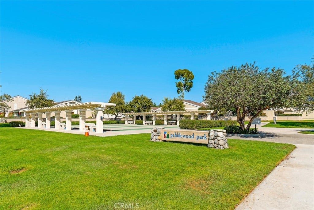 11 Rosemary, #20, Irvine, CA 92604 11 Rosemary, #20, Irvine, CA 92604