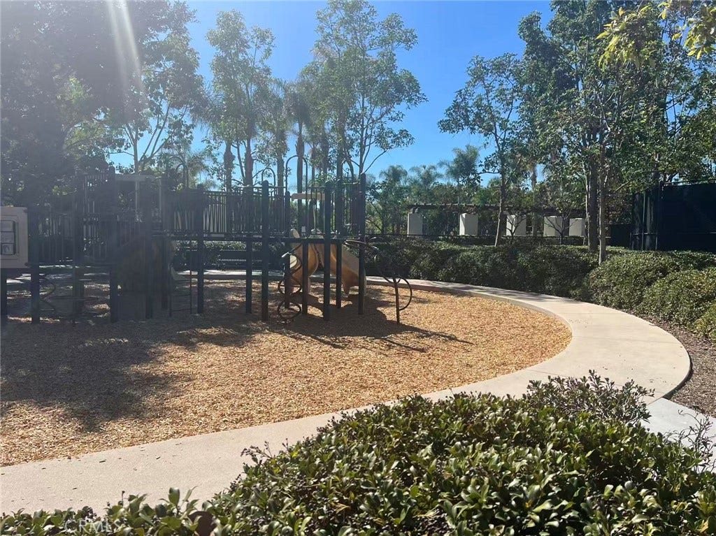 170 Cherrybrook, Irvine, CA 92618 170 Cherrybrook, Irvine, CA 92618
