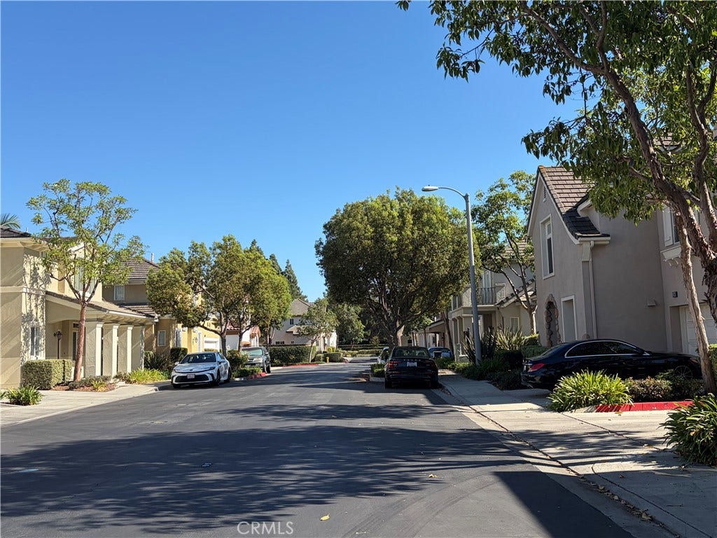 170 Cherrybrook, Irvine, CA 92618 170 Cherrybrook, Irvine, CA 92618