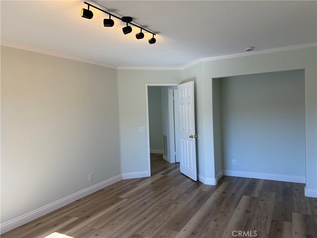 170 Cherrybrook, Irvine, CA 92618 170 Cherrybrook, Irvine, CA 92618
