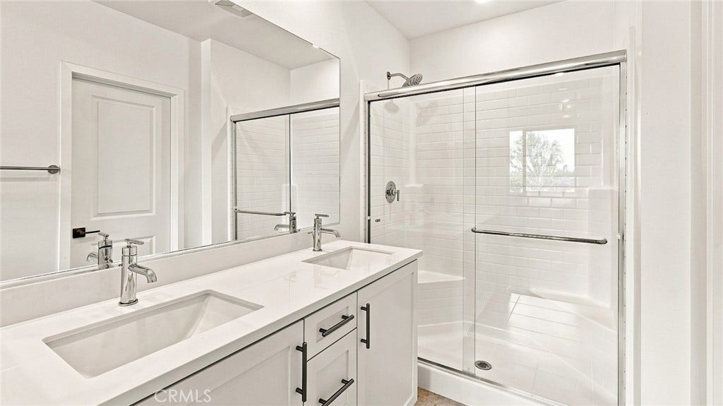 *Photos of different homesite used for floorplan representation*