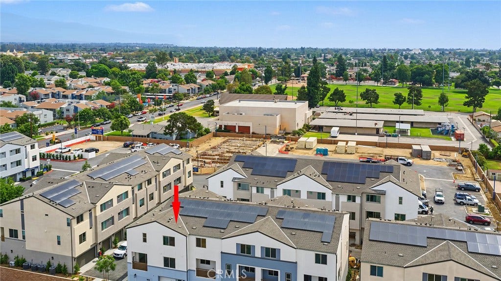 1315 W N Pinecrest Paseo (Canopy #29), Ontario, CA 91762