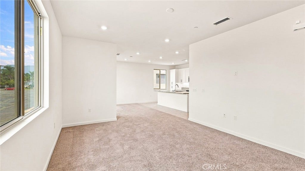 *Photos of different homesite used for floorplan representation*