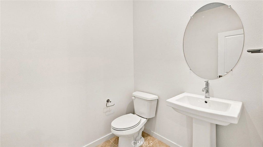 *Photos of different homesite used for floorplan representation*