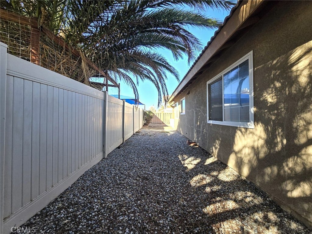 12532 El Dorado Court, Victorville, CA 92392 12532 El Dorado Court, Victorville, CA 92392