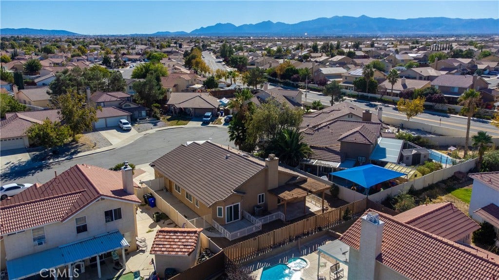 12532 El Dorado Court, Victorville, CA 92392 12532 El Dorado Court, Victorville, CA 92392