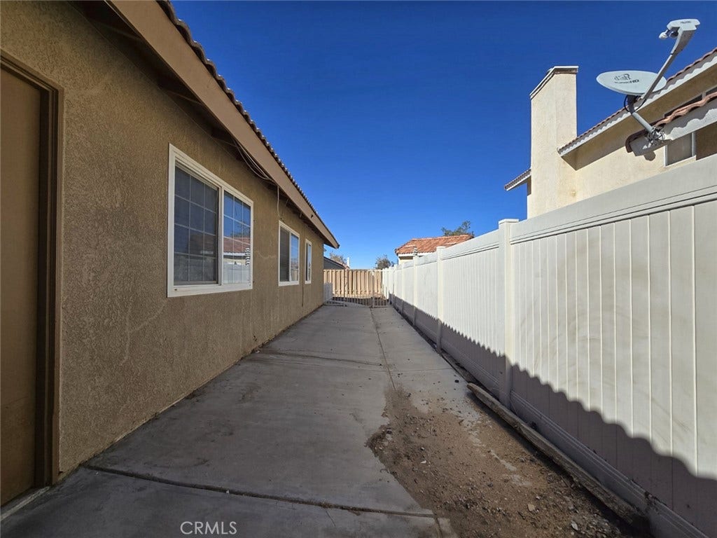 12532 El Dorado Court, Victorville, CA 92392 12532 El Dorado Court, Victorville, CA 92392