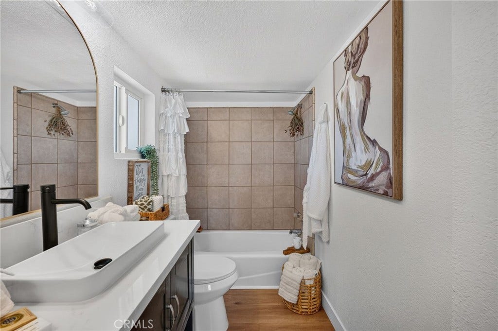 9375 Goss, Victorville, CA 92392 9375 Goss, Victorville, CA 92392