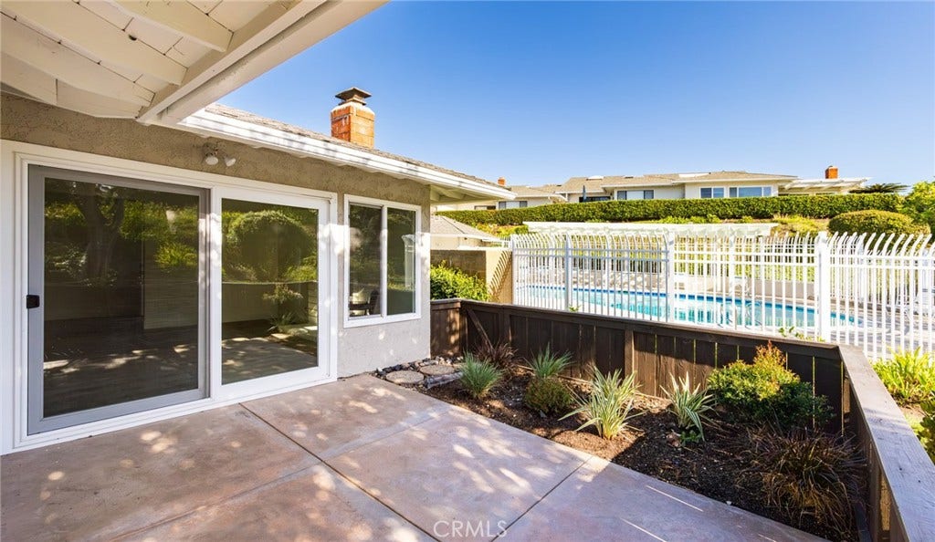 3215 Paseo Gallita, San Clemente, CA 92672 3215 Paseo Gallita, San Clemente, CA 92672