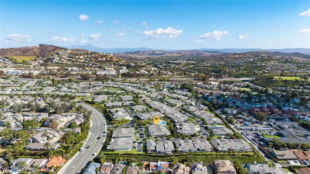 3215 Paseo Gallita, San Clemente, CA 92672 3215 Paseo Gallita, San Clemente, CA 92672