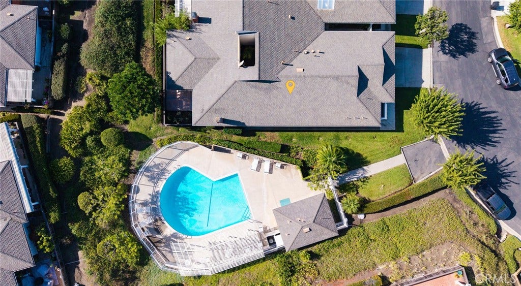 3215 Paseo Gallita, San Clemente, CA 92672 3215 Paseo Gallita, San Clemente, CA 92672