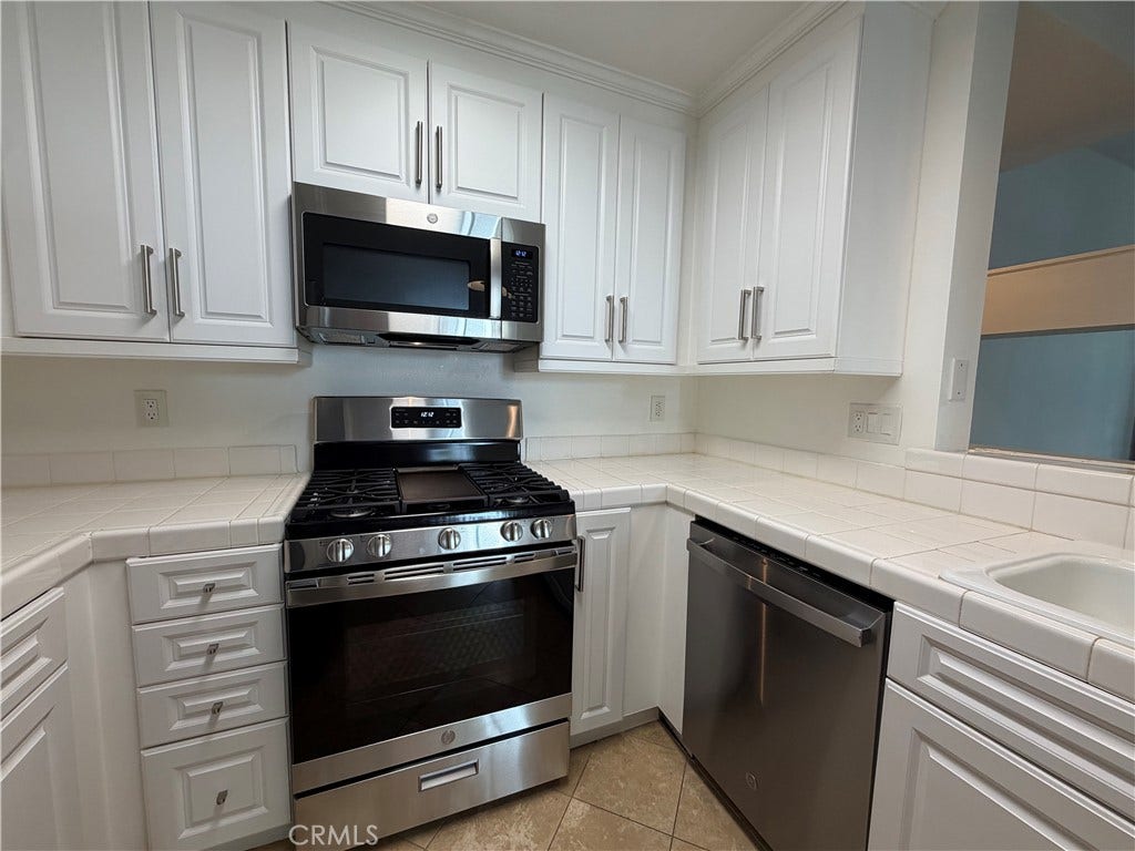 23412 Pacific Park, #28G, Aliso Viejo, CA 92656 23412 Pacific Park, #28G, Aliso Viejo, CA 92656