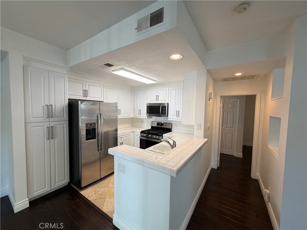 23412 Pacific Park, #28G, Aliso Viejo, CA 92656 23412 Pacific Park, #28G, Aliso Viejo, CA 92656