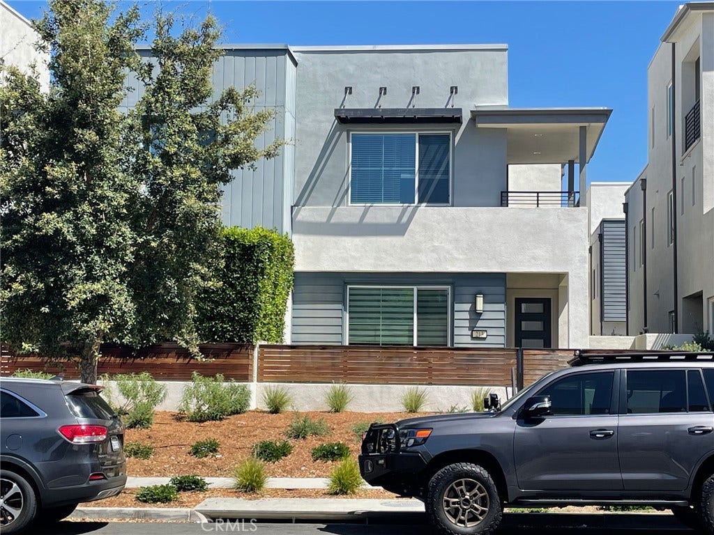 213 Paramount, Irvine, CA 92618 213 Paramount, Irvine, CA 92618