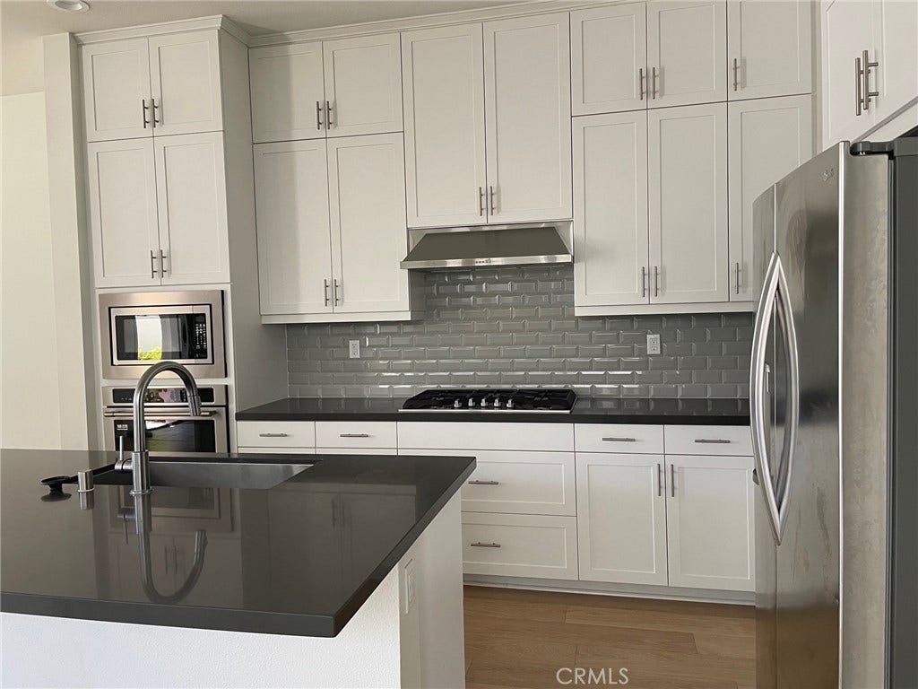 213 Paramount, Irvine, CA 92618 213 Paramount, Irvine, CA 92618