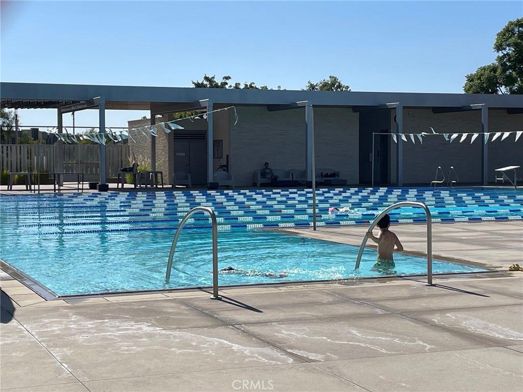 213 Paramount, Irvine, CA 92618 213 Paramount, Irvine, CA 92618