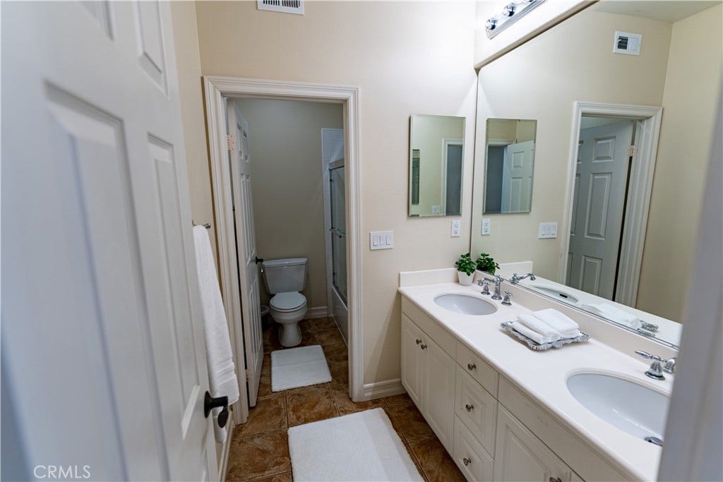 24 Daisy Street, Ladera Ranch, CA 92694 24 Daisy Street, Ladera Ranch, CA 92694
