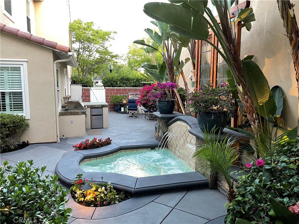 24 Daisy Street, Ladera Ranch, CA 92694 24 Daisy Street, Ladera Ranch, CA 92694