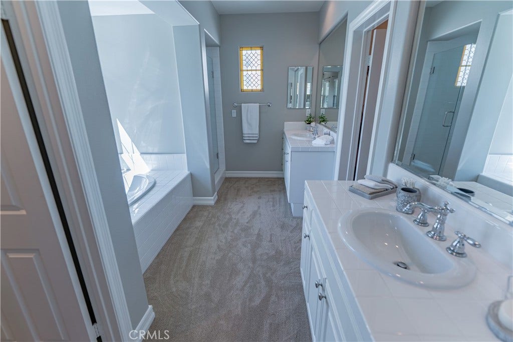 24 Daisy Street, Ladera Ranch, CA 92694 24 Daisy Street, Ladera Ranch, CA 92694