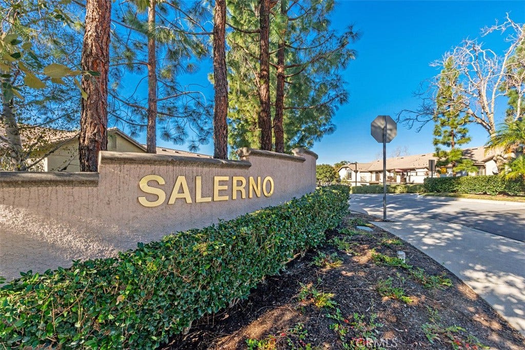 135 Chaumont, Lake Forest, CA 92610