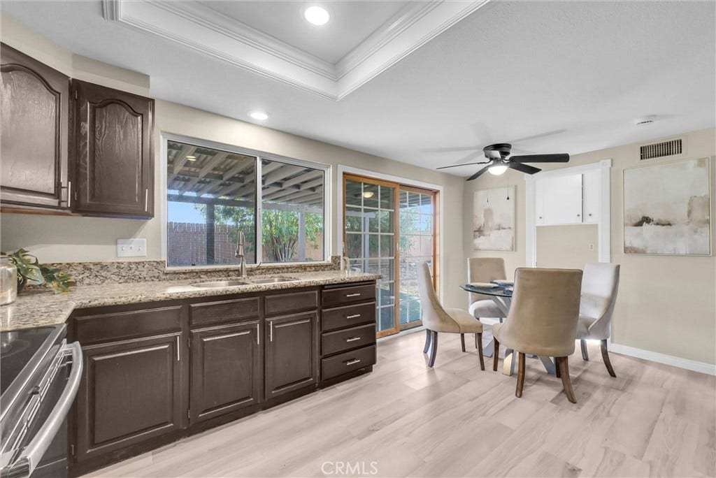 525 San Gorgonio, Corona, CA 92879 525 San Gorgonio, Corona, CA 92879