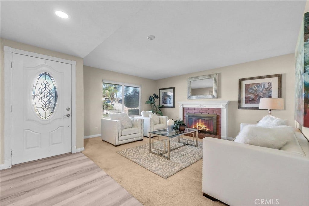 525 San Gorgonio, Corona, CA 92879 525 San Gorgonio, Corona, CA 92879