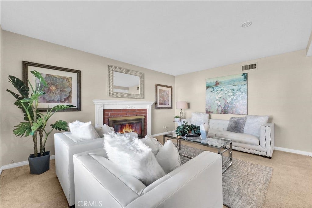 525 San Gorgonio, Corona, CA 92879 525 San Gorgonio, Corona, CA 92879