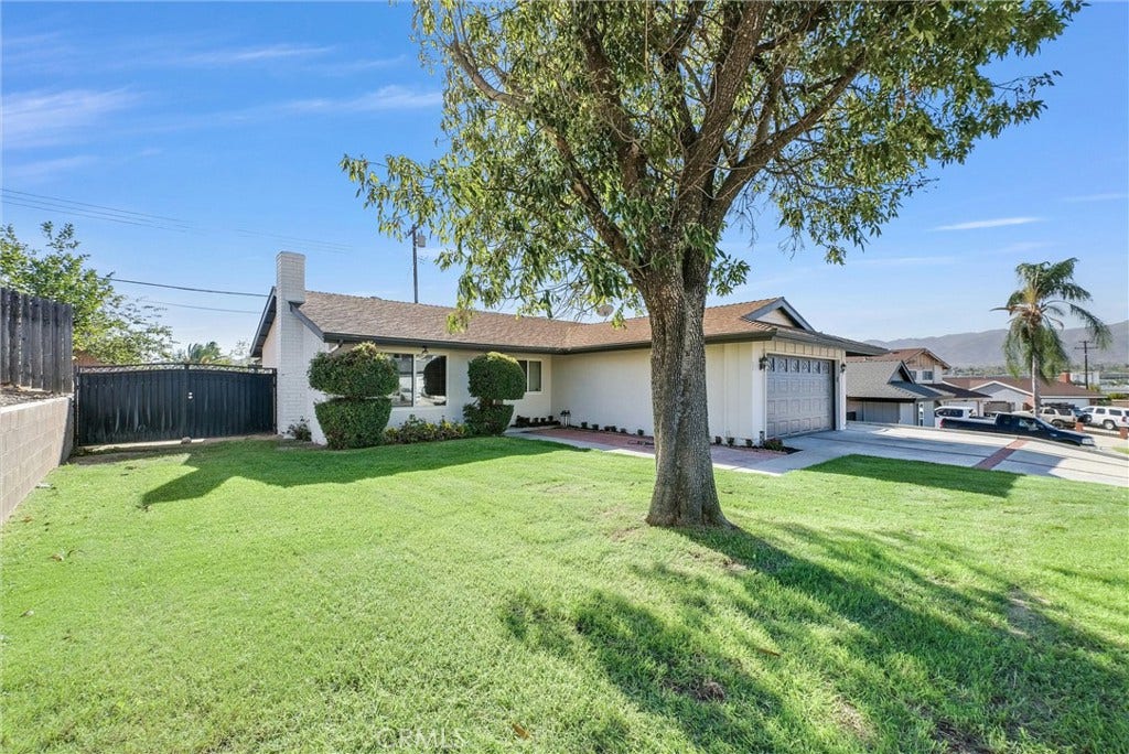 525 San Gorgonio, Corona, CA 92879 525 San Gorgonio, Corona, CA 92879