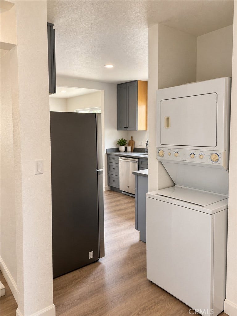 3643 Brockton Avenue, #A, Riverside, CA 92501 3643 Brockton Avenue, #A, Riverside, CA 92501