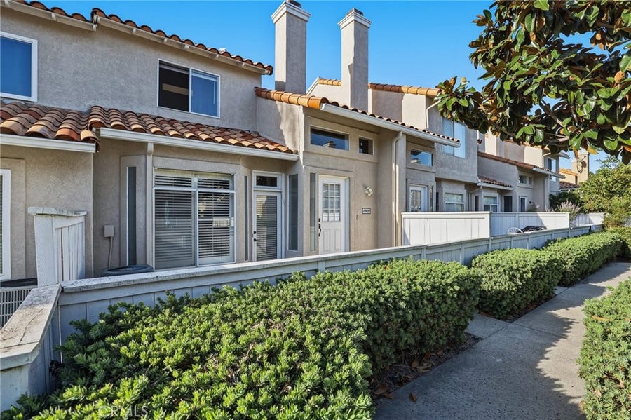 Property photo for 27422 Iris Avenue, Mission Viejo, CA