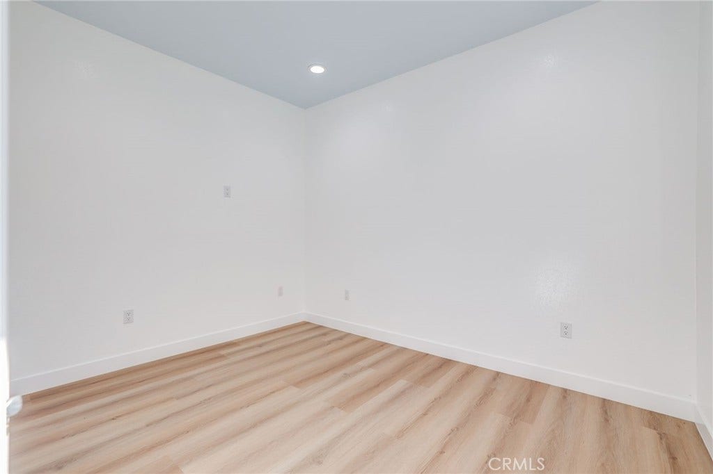 8686 Hastings Circle, Huntington Beach, CA 92647 8686 Hastings Circle, Huntington Beach, CA 92647