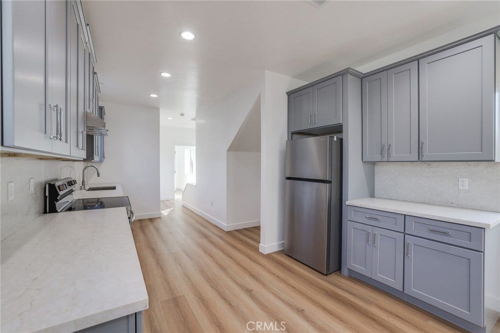 8686 Hastings Circle, Huntington Beach, CA 92647 8686 Hastings Circle, Huntington Beach, CA 92647