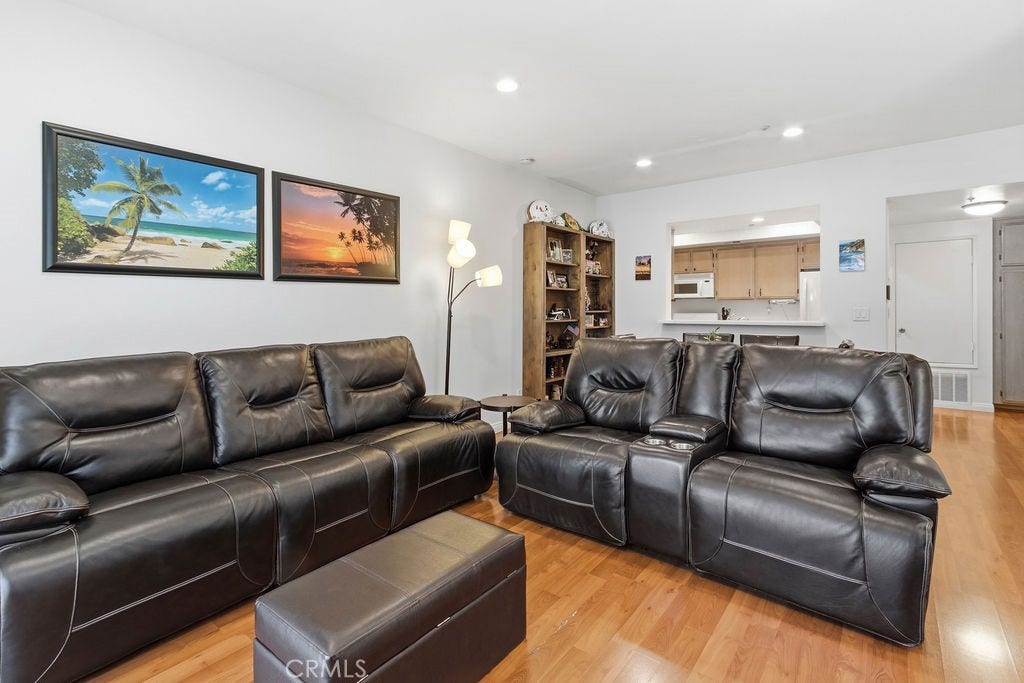 10361 Garden Grove Blvd, #12, Garden Grove, CA 92843 open floor plan